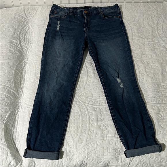 Classic Blue Women's Jeans light distress sz: 31 - Picture 3 of 5